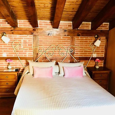 Hostal Segovia Adults Only Segóvia Exterior foto