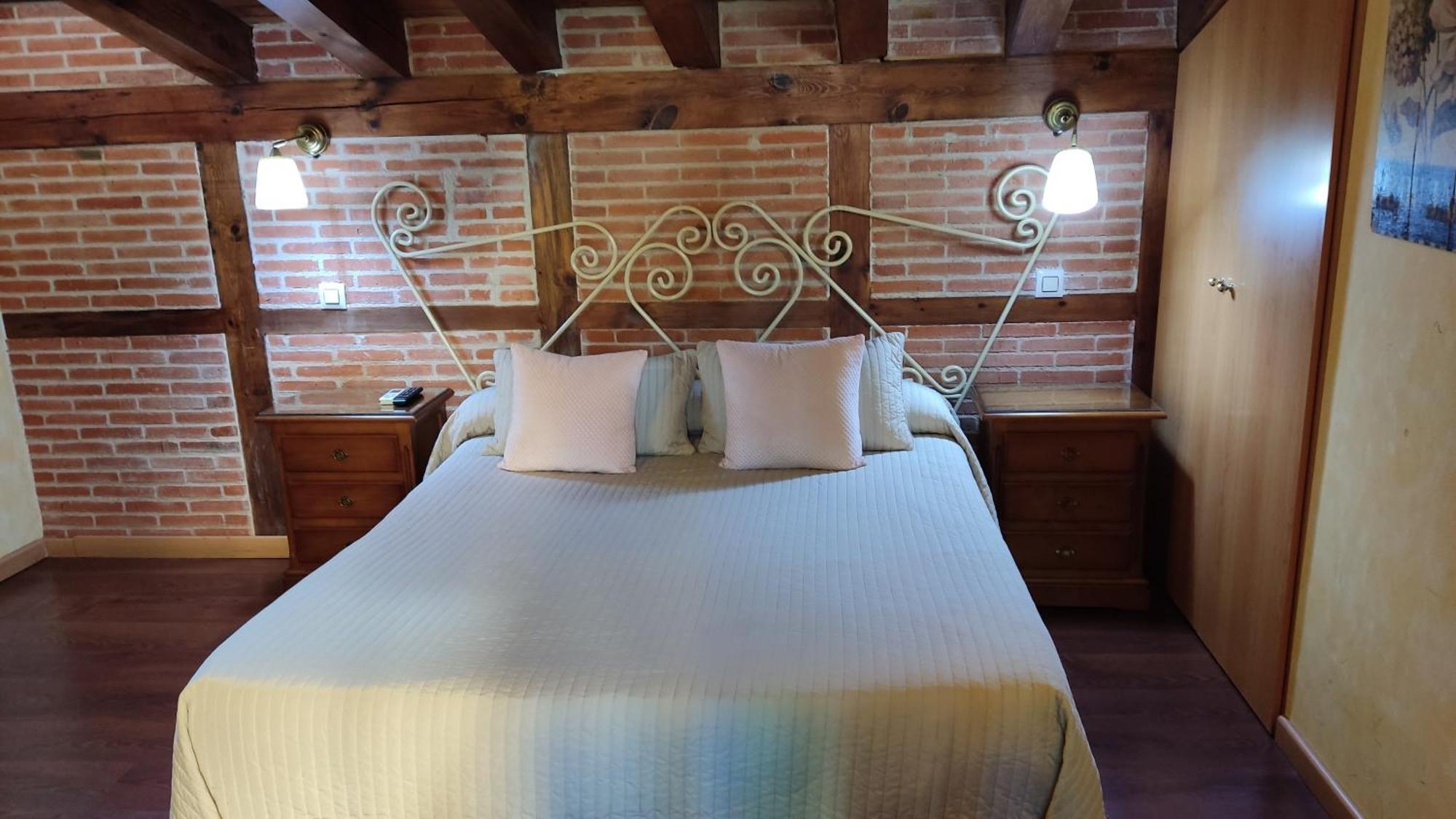 Hostal Segovia Adults Only Segóvia Quarto foto