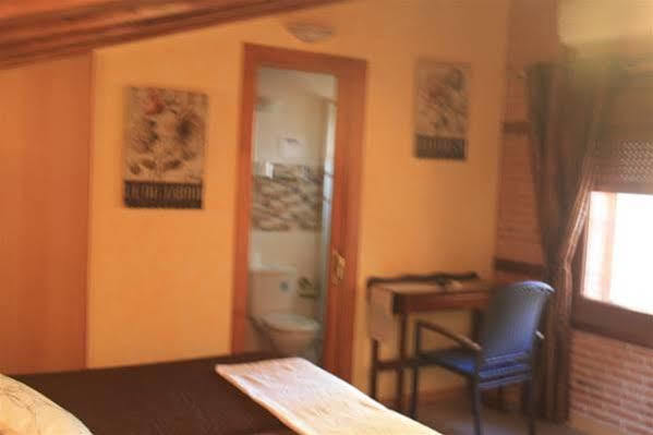 Hostal Segovia Adults Only Segóvia Exterior foto